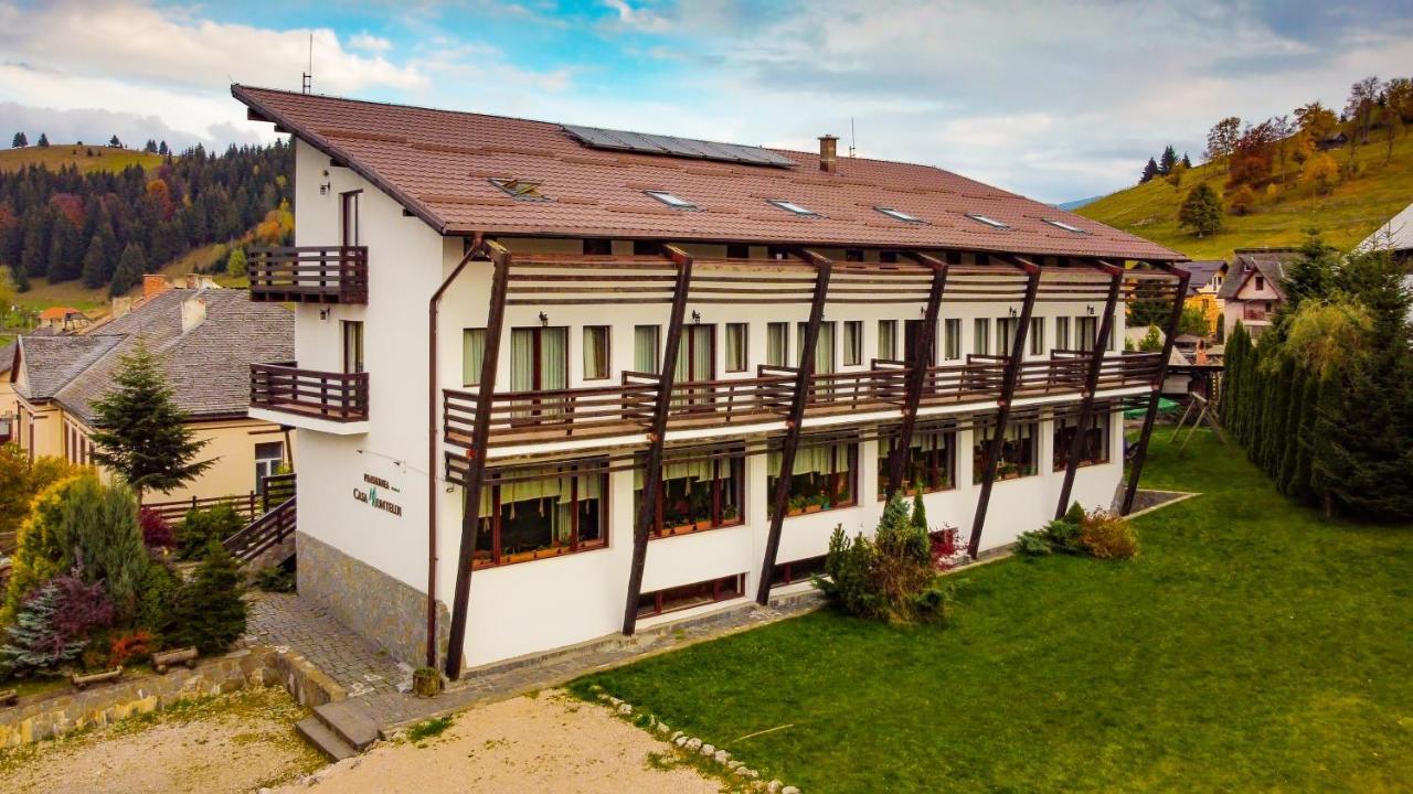 Casa Muntelui Hotel Fundata Bagian luar foto